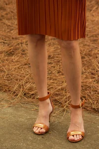 Event Dressing After Dark: Feminine Pieces That Still Feel Modern