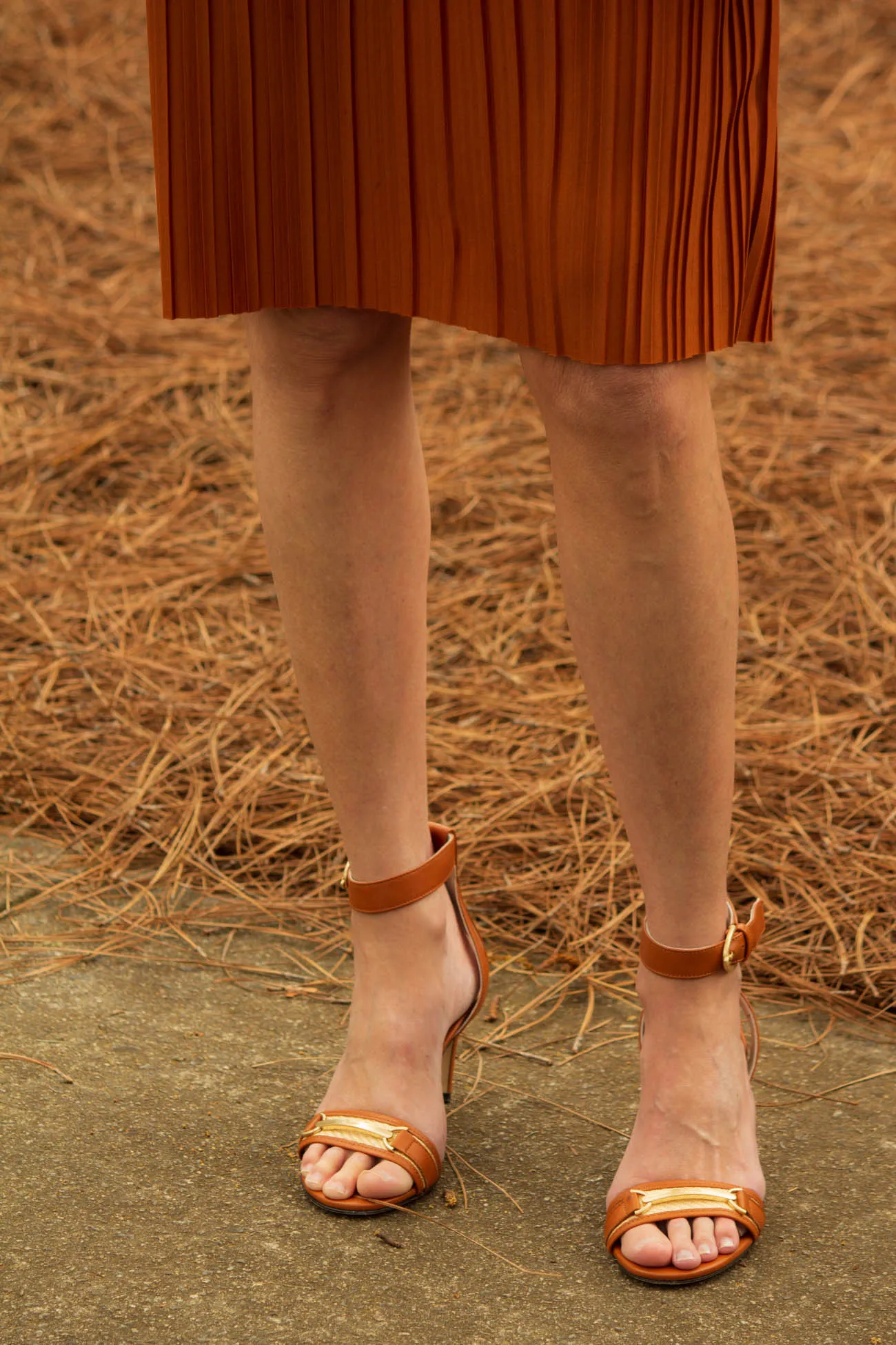 Event Dressing After Dark: Feminine Pieces That Still Feel Modern
