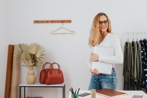 Capsule Wardrobe For Women Over 60: 7 Capsule Wardrobe Mistakes Women Over 60 Make (And How to Fix Them)