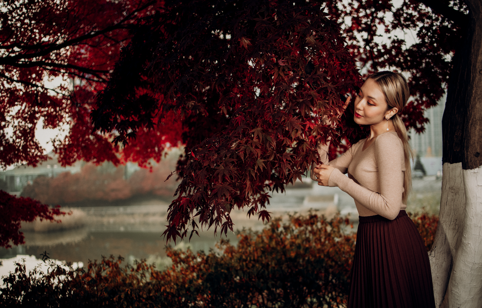 Cool Autumn Capsule Wardrobe: Buy Less in 2026