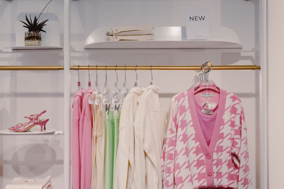 10 Online Clothing Stores for Women That Actually Deliver Quality