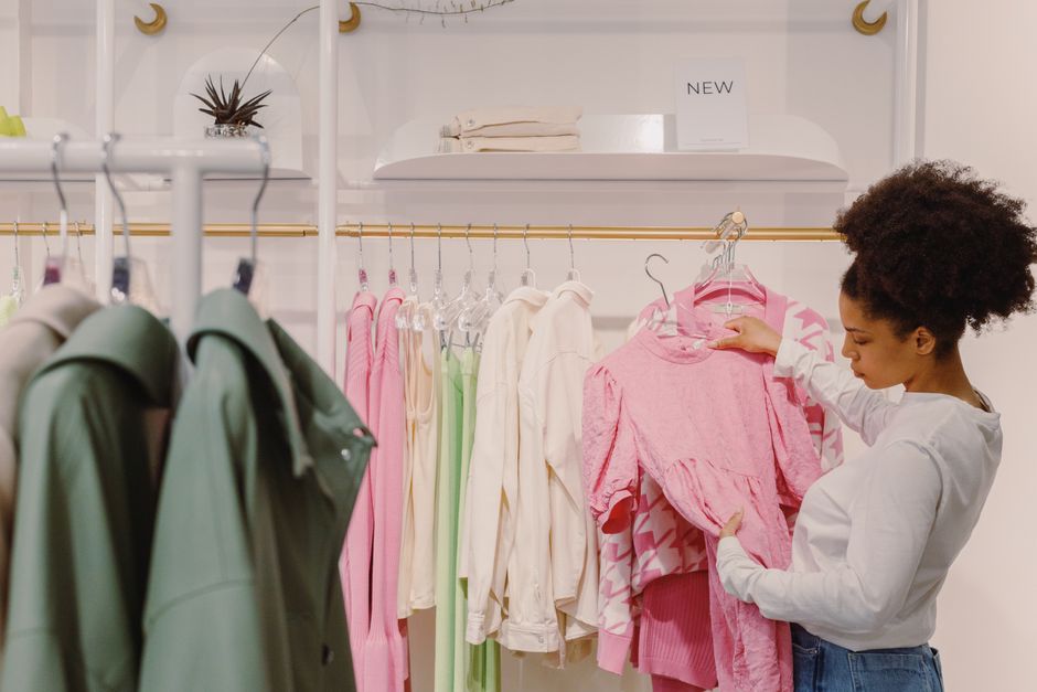 Vintage Clothing Hangers: The Vintage Clothing Hanger Problem: Why Your Blazers Are Losing Shape and How to Fix It